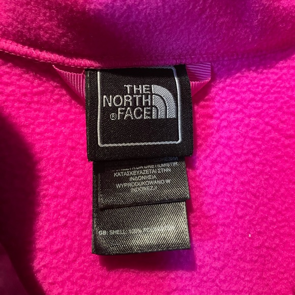 Double Lined North Face ski Jacekt - Picture 4 of 6